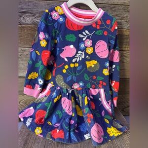 Mini Boden colorful animal print Dress with pockets